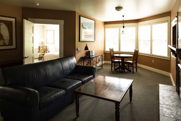 Living Room in Johanna Brock room